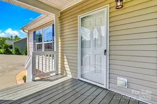 185 Bradshaw Cir, Candler, NC 28715 - Photo 6