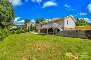 185 Bradshaw Cir, Candler, NC 28715 - Photo 38