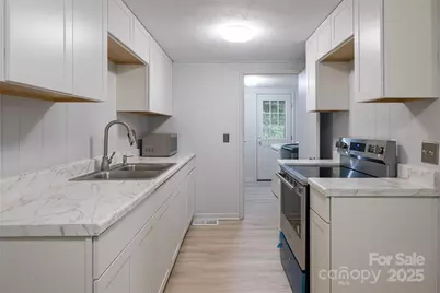 14 Rachel Fay Drive, Hendersonville, NC 28739 - Photo 12