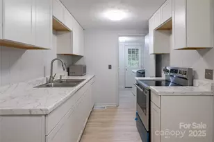 14 Rachel Fay Dr, Hendersonville, NC 28739 - Photo 12