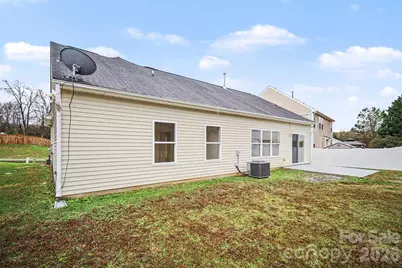 7941 Mossycup Drive, Charlotte, NC 28215 - Photo 36