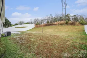 7941 Mossycup Dr, Charlotte, NC 28215 - Photo 34