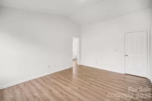 7941 Mossycup Dr, Charlotte, NC 28215 - Photo 24