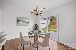 7941 Mossycup Dr, Charlotte, NC 28215 - Photo 4