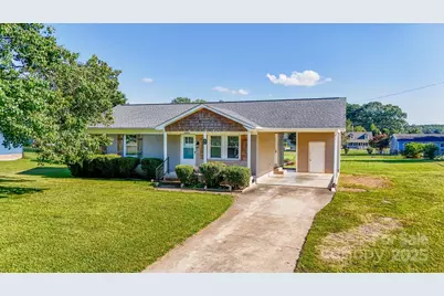 4606 Cloverwood Lane, Gastonia, NC 28052 - Photo 2