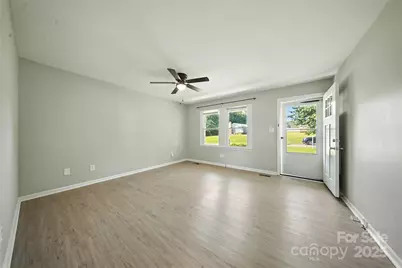 4606 Cloverwood Lane, Gastonia, NC 28052 - Photo 4