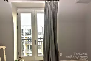 4625 E Piedmont Row Dr E, Charlotte, NC 28210 - Photo 14