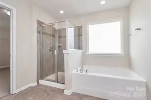 7704 Kelburn Ln, Charlotte, NC 28273 - Photo 14