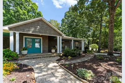 16318 Belle Isle Drive, Cornelius, NC 28031 - Photo 10