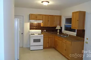 1646 Arnold Dr, Charlotte, NC 28205 - Photo 2