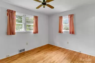 35 Bramlett Dr, Waynesville, NC 28785 - Photo 14