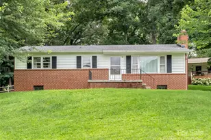 35 Bramlett Dr, Waynesville, NC 28785 - Photo 18