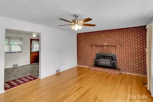 35 Bramlett Dr, Waynesville, NC 28785 - Photo 4