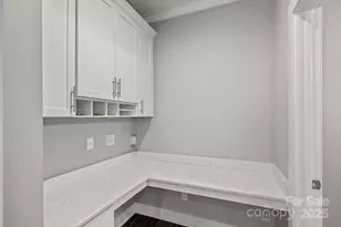 1910 Seegars Pl, Charlotte, NC 28204 - Photo 12