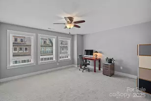 1910 Seegars Pl, Charlotte, NC 28204 - Photo 24