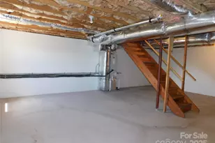 125 Fulton Dr, Hendersonville, NC 28792 - Photo 26