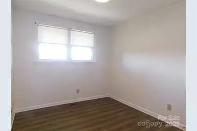 125 Fulton Drive, Hendersonville, NC 28792 - Photo 22