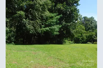 125 Fulton Drive, Hendersonville, NC 28792 - Photo 30