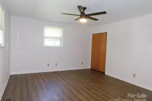 125 Fulton Dr, Hendersonville, NC 28792 - Photo 14