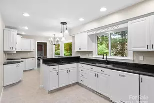 4 Quail Hollow Dr, Arden, NC 28704 - Photo 10