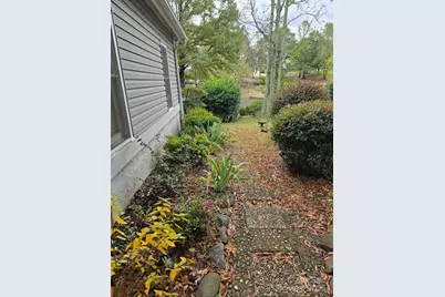 7 15th Vantage Street, Campobello, SC 29322 - Photo 2