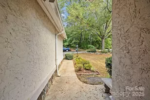 7 15th Vantage St, Campobello, SC 29322 - Photo 6