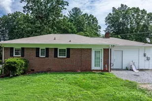 1838 Connelly Springs Rd, Lenoir, NC 28645 - Photo 24