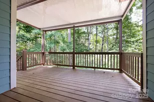 17 Bohemian Ln, Asheville, NC 28805 - Photo 32