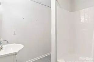 31 Lela Johnson Ln, Asheville, NC 28803 - Photo 22