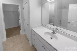 1031 Skyline View Way, Charlotte, NC 28204 - Photo 16