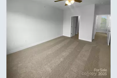 1031 Skyline View Way, Charlotte, NC 28204 - Photo 16