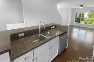 1031 Skyline View Way, Charlotte, NC 28204 - Photo 12