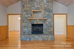 36 Macedonia W Dr, Saluda, NC 28773 - Photo 2