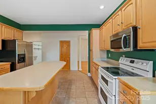 36 Macedonia W Dr, Saluda, NC 28773 - Photo 12