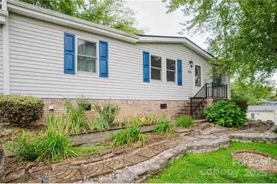 402 Deerfield Court, Hendersonville, NC 28792 - Photo 1