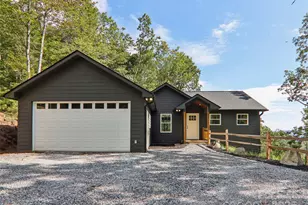 366 Ben Nevis Rd, Brevard, NC 28712 - Photo 2