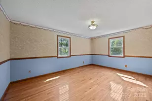 473 Eli Capps Rd, Zirconia, NC 28790 - Photo 24