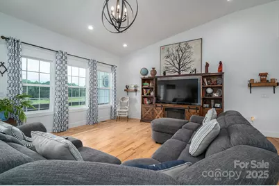 1484 Null Road, Lincolnton, NC 28092 - Photo 14