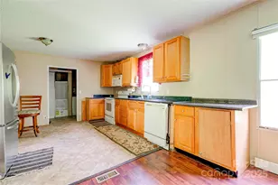 136 Fox Hill Dr, Kingstown, NC 28150 - Photo 8