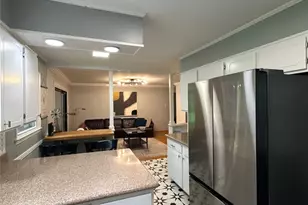 1600 Paddock Cir, Charlotte, NC 28209 - Photo 10