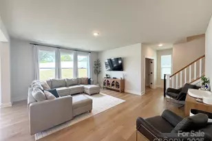 11012 N Cmns Dr, Charlotte, NC 28213 - Photo 18