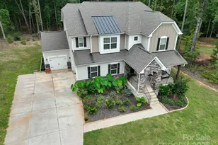 12009 Wild Ginger Ln, Charlotte, NC 28227 - Photo 2