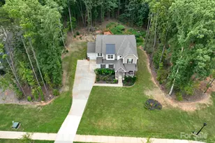 12009 Wild Ginger Ln, Charlotte, NC 28227 - Photo 4