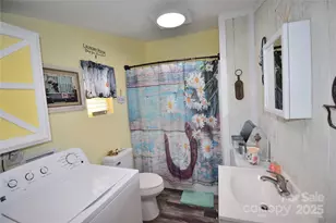 101 Hummingbird Cir, New London, NC 28127 - Photo 32