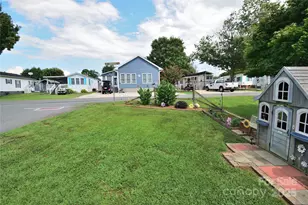 101 Hummingbird Cir, New London, NC 28127 - Photo 12