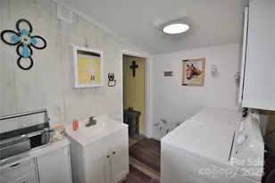 101 Hummingbird Cir, New London, NC 28127 - Photo 34