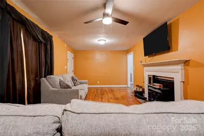 327 Woodside Drive, Shelby, NC 28150 - Photo 6