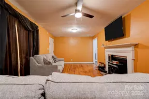 327 Woodside Dr, Shelby, NC 28150 - Photo 6