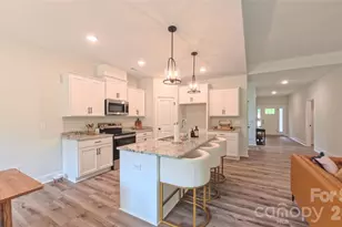 3065 Meadowcrest Dr, Clover, SC 29710 - Photo 10