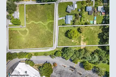 410 Freeman Street, Hendersonville, NC 28792 - Photo 2